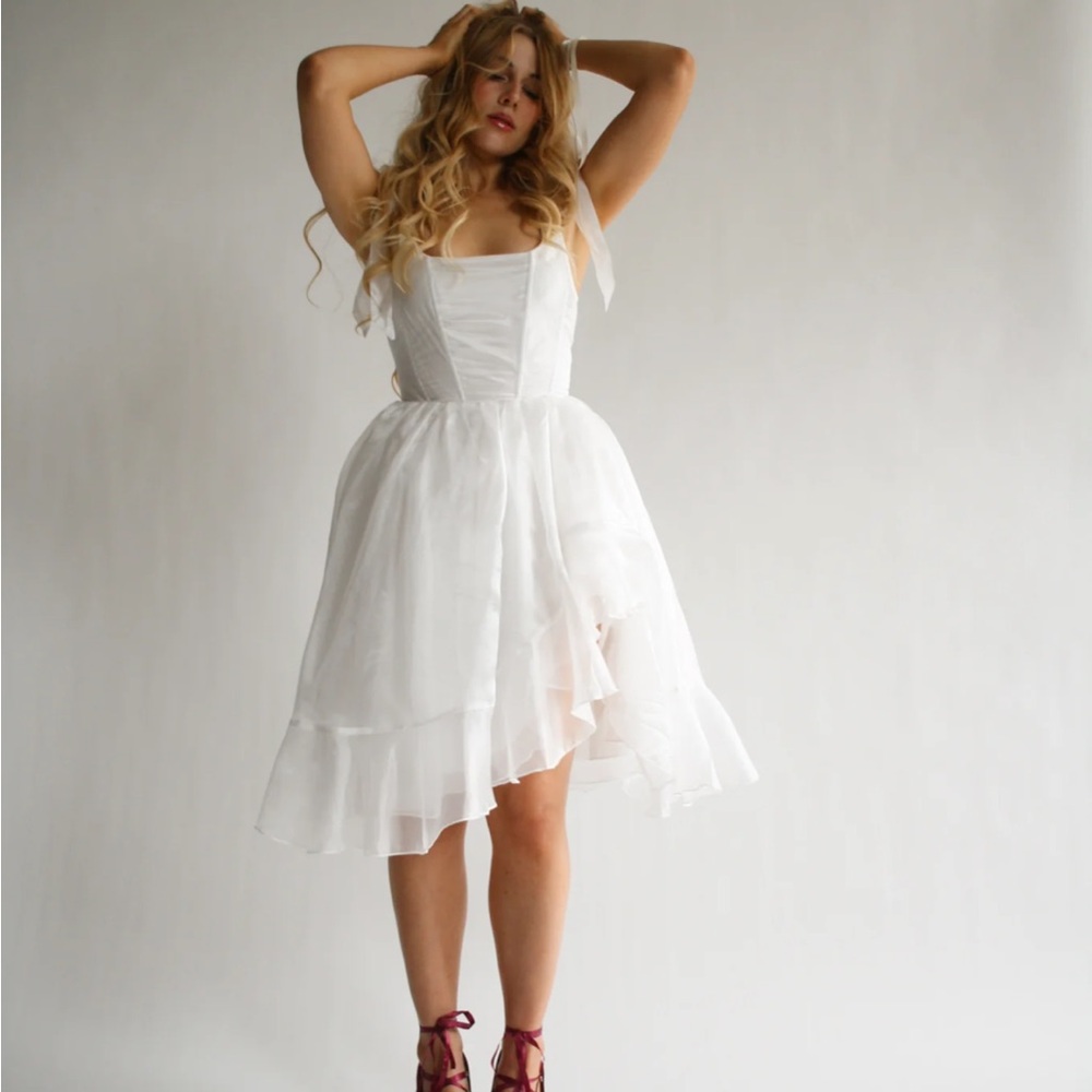 The Delilah Dress in Luna White - size S - NWT